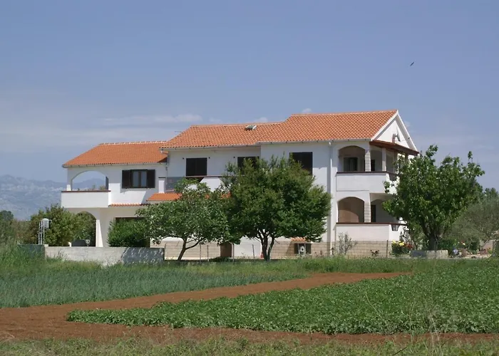 Appartement Family Friendly Seaside Povljana, Pag - 230