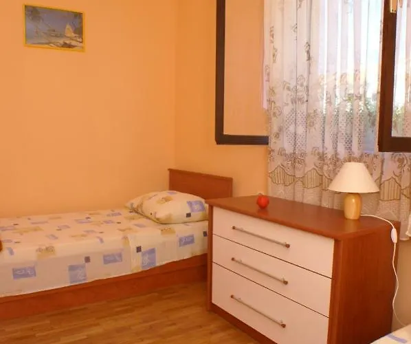 Family Friendly Seaside Povljana, Pag - 230 Appartement