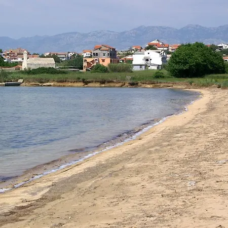 Family Friendly Seaside Povljana, Pag - 230 波弗加纳