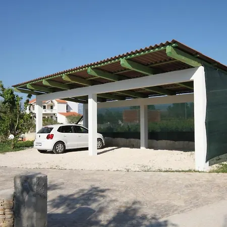 Appartement Family Friendly Seaside Povljana, Pag - 230
