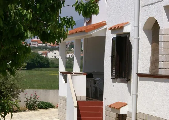 Apartamento Family Friendly Seaside Povljana, Pag - 230