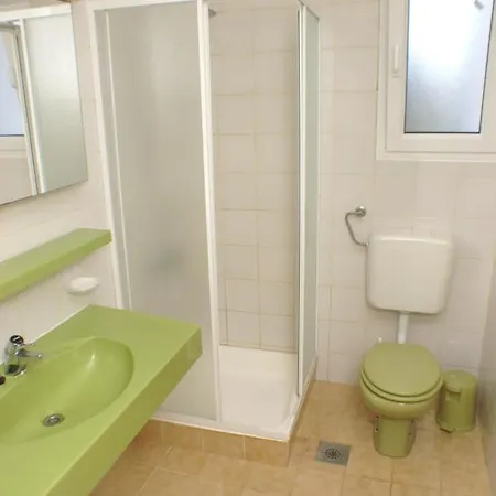 Family Friendly Seaside Povljana, Pag - 230 Apartmán *
