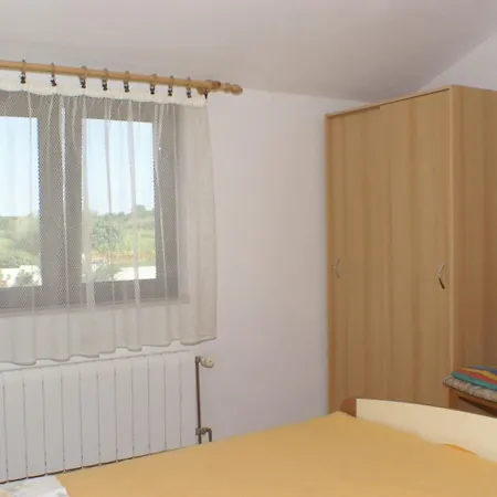 Family Friendly Seaside Povljana, Pag - 230