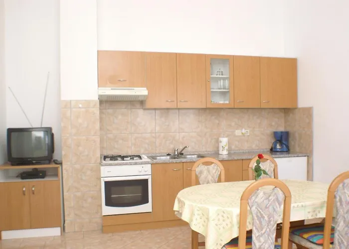 Apartman Family Friendly Seaside Povljana, Pag - 230 Povljana